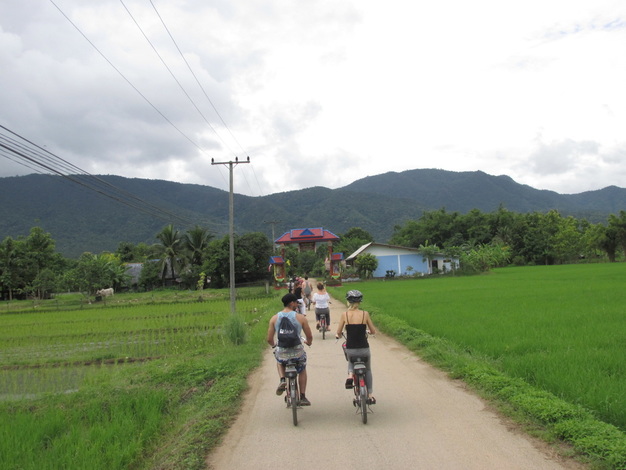 thailand, travel, south east asia, sikh, singh, lampang, cycling tour, village