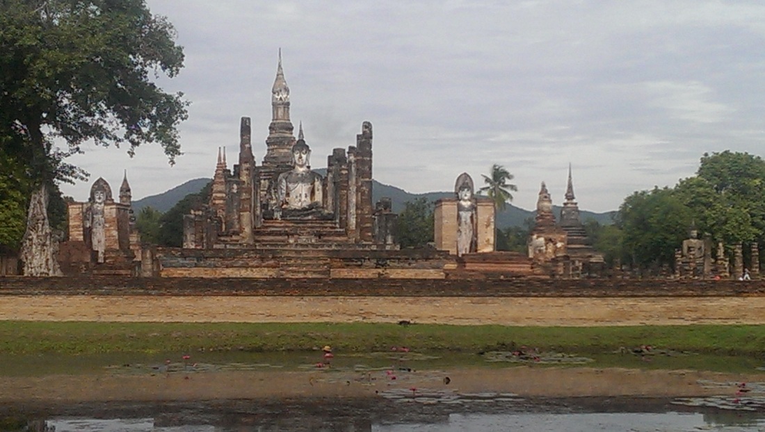 sukhothai, thailand, south east asia, travel, sikh, blog, park, buddha, ruins